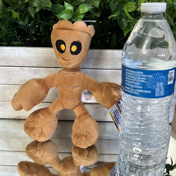 Cute Groot plush - Picture 2 of 9